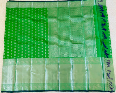 Handloom dark pastel green kanchipuram/Kanchivaram pure silk saree | Silk Mark | Ships from California